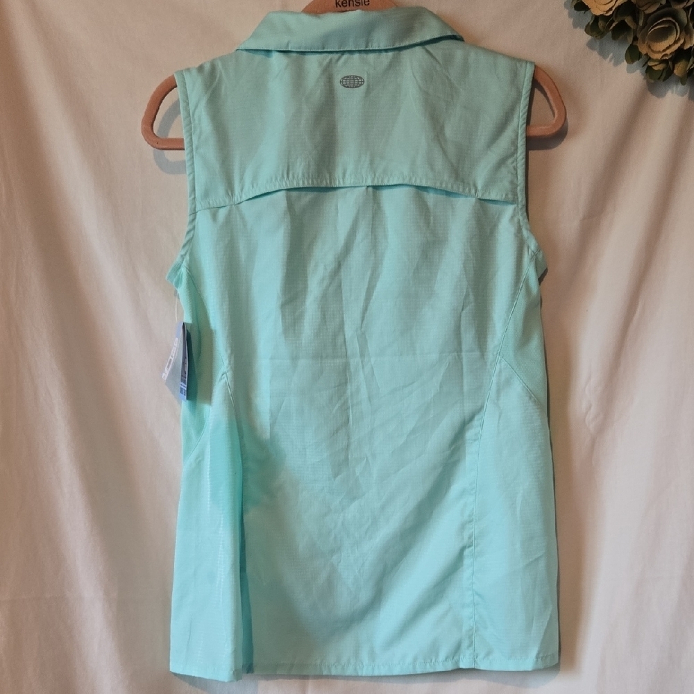Reel Legends Medium Beach Glass Sleeveless Fishing Button Down Shirt - Picture 10 of 11